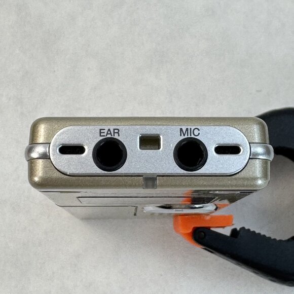 Olympus WS-310M Digital Voice Recorder USB 512MB SRS WOW Sound Silver Compact - Picture 7 of 13